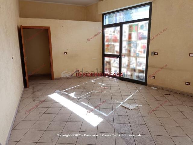 Locale Commerciale in affitto a Bagheria, Sicilia