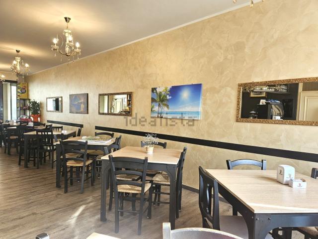 Locale Commerciale in affitto a Bedizzole, Lombardia