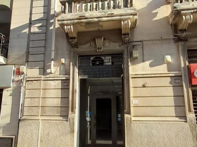 Locale Commerciale in affitto a Calabria, Reggio Calabria