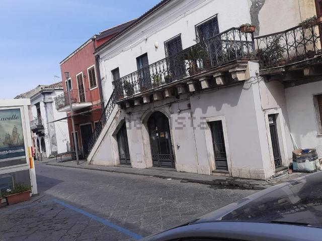 Locale Commerciale in affitto a Riposto, Sicilia
