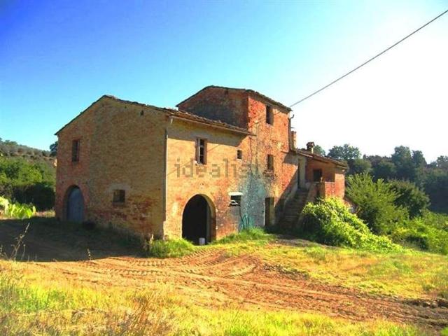 Locale Commerciale in vendita a Abbadia Di Montepulciano, Toscana