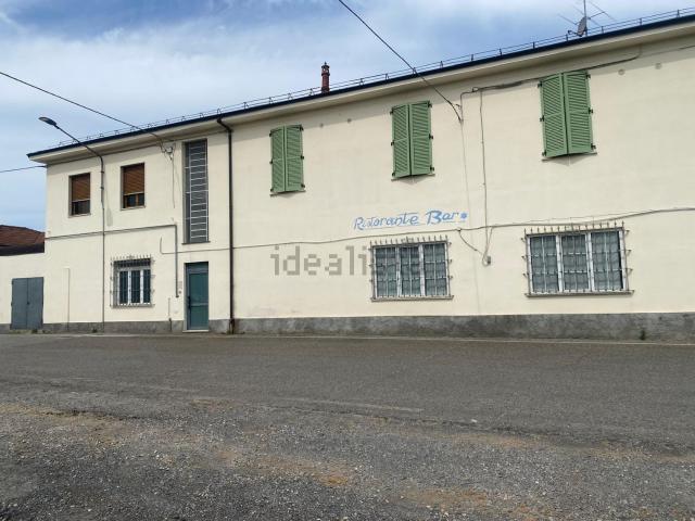 Locale Commerciale in vendita a Piemonte, Alessandria