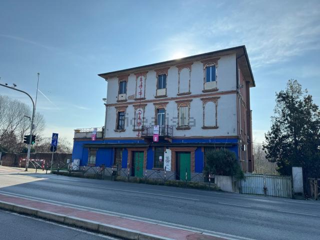 Locale Commerciale in vendita a Soncino, Lombardia