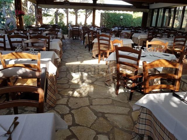 Locale Commerciale in vendita a Buseto Palizzolo, Sicilia