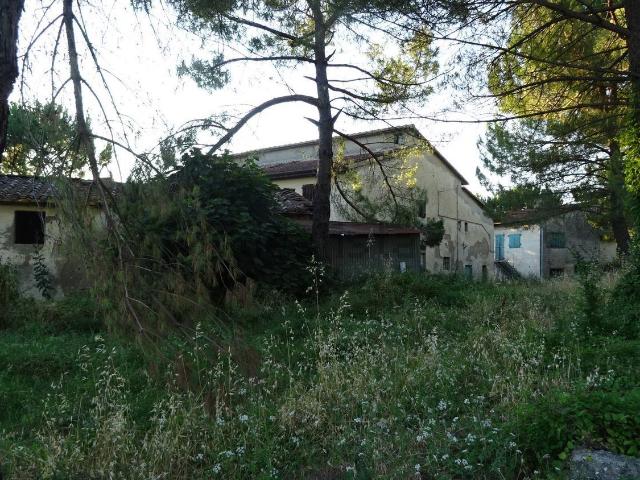 Locale Commerciale in vendita a Unione dei Comuni Circondario dell'Empolese Valdelsa, Montespertoli