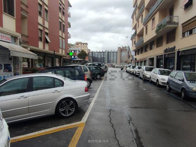 Locale Commerciale in vendita a Quartiere 5, Firenze