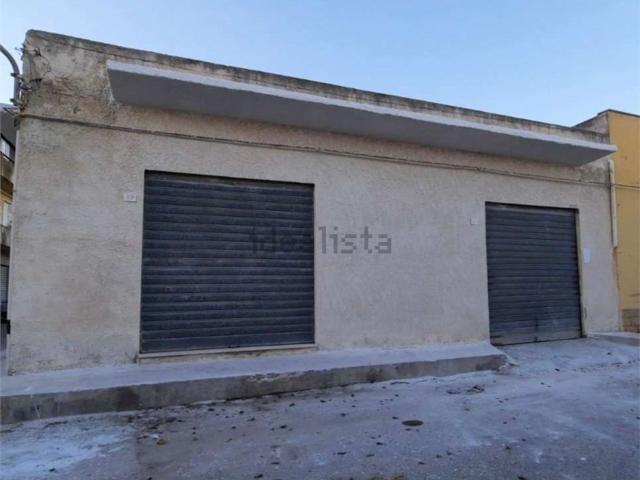 Locale Commerciale in vendita a Strasatti, Marsala