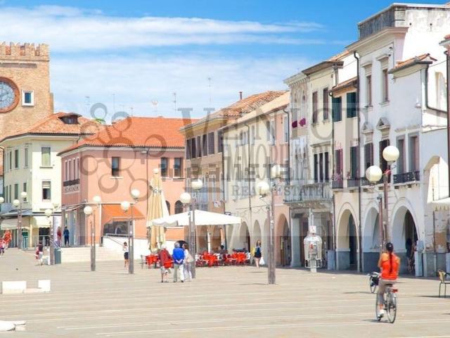 Locale Commerciale in vendita a Venezia