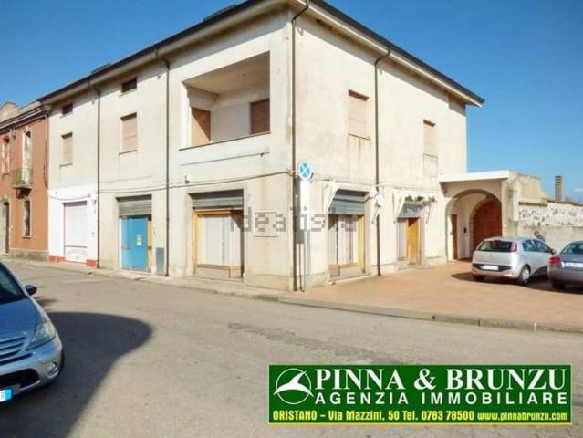 Locale Commerciale in vendita a Abbasanta, Sardigna/Sardegna
