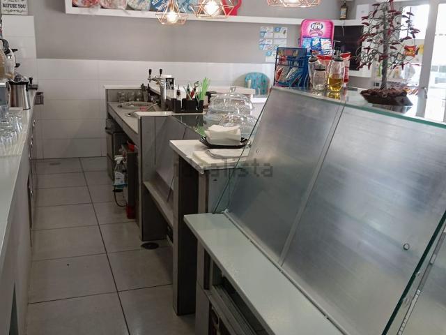 Locale Commerciale in vendita a Villaricca, Campania