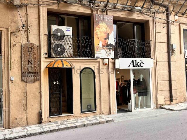 Locale Commerciale in vendita a Perriera, Sciacca