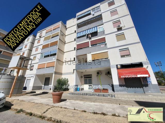 Locale Commerciale in vendita a Ciuccafa, Porto Empedocle
