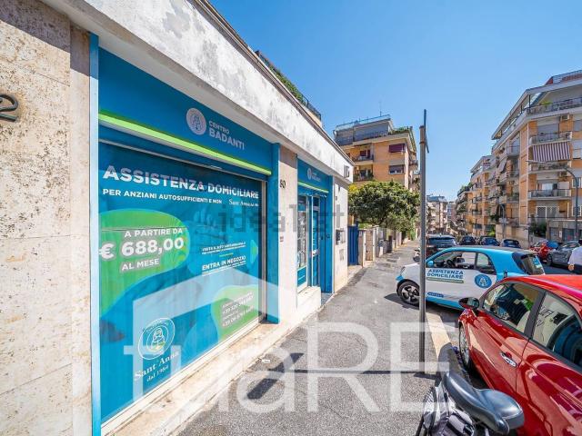 Locale Commerciale in vendita a Balduina, Roma