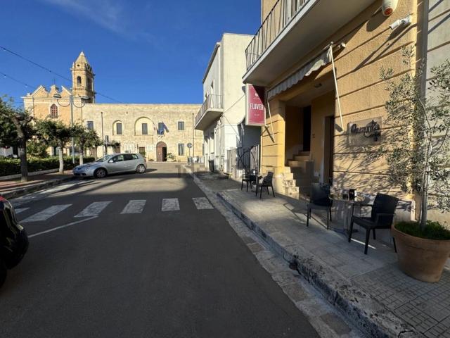 Locale Commerciale in vendita a Presicce, Puglia