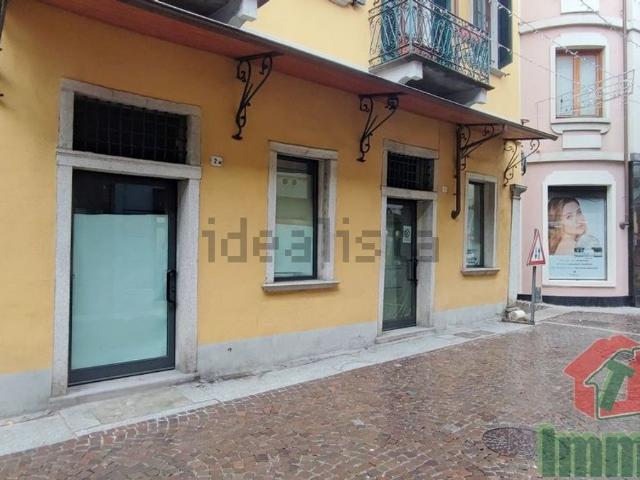 Locale Commerciale in vendita a Piemonte, Verbano-cusio-ossola
