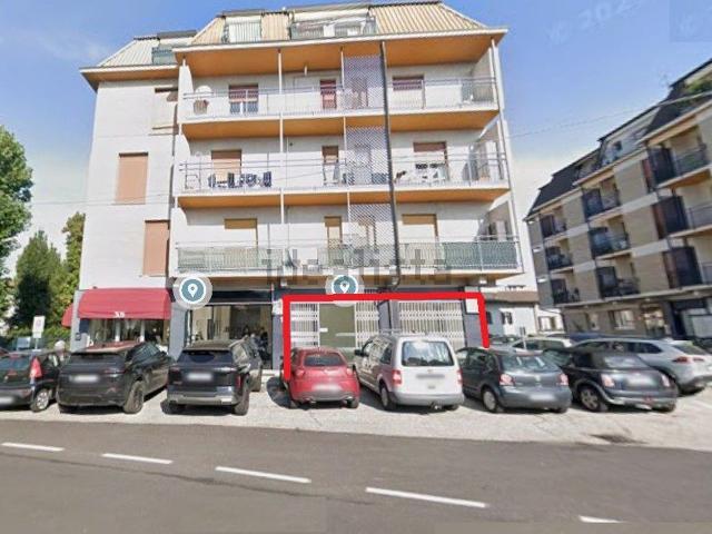 Locale Commerciale in vendita a Belforte, Varese