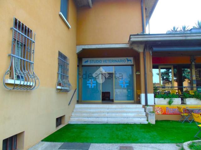 Locale Commerciale in vendita a Bagnolo Mella, Lombardia