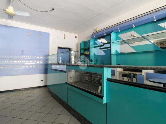 Locale Commerciale in vendita a Sacro Cuore, Palazzolo Sull'oglio