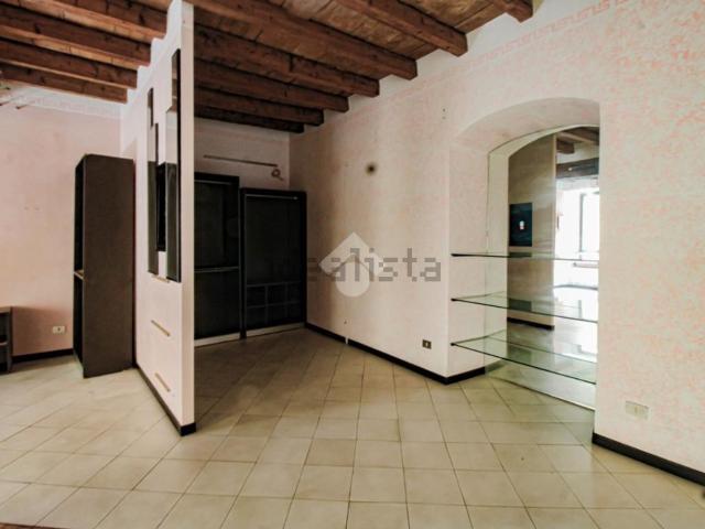 Locale Commerciale in vendita a Mura, Palazzolo Sull'oglio