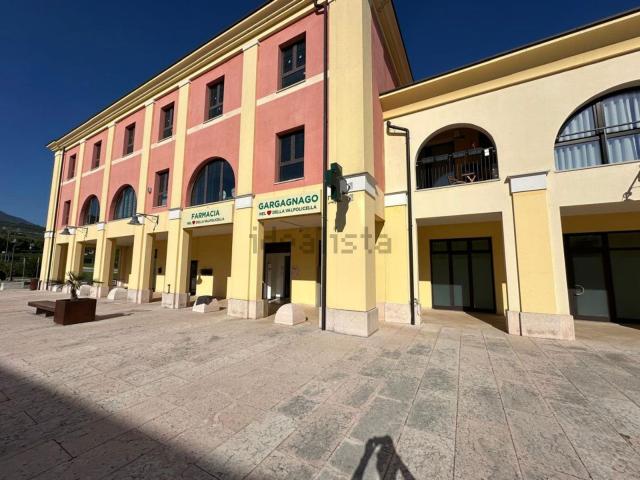 Locale Commerciale in vendita a Gargagnago, Sant'Ambrogio di Valpolicella
