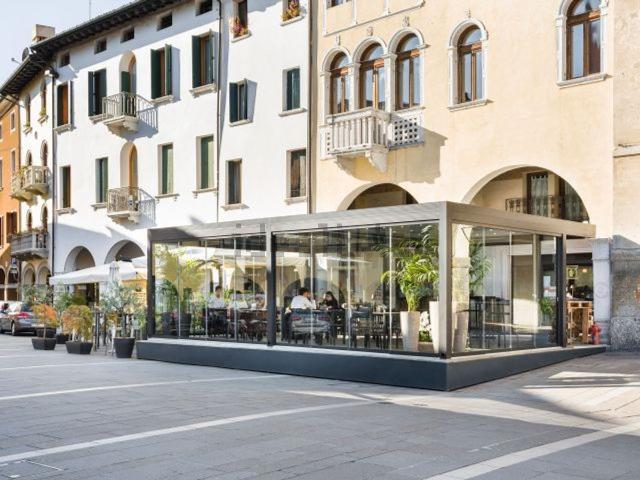 Locale Commerciale in vendita a Impruneta, Toscana