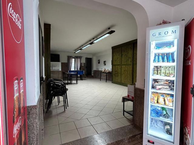 Locale Commerciale in vendita a Santu Chiriggu-San Quirico, Cala Di Volpe