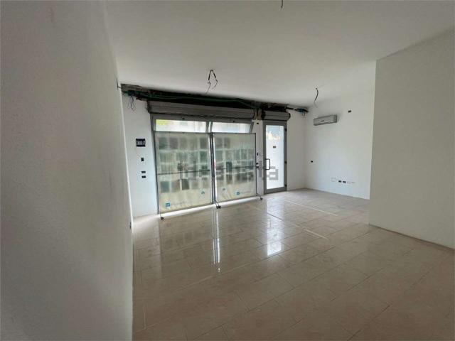 Locale Commerciale in vendita a Venezia