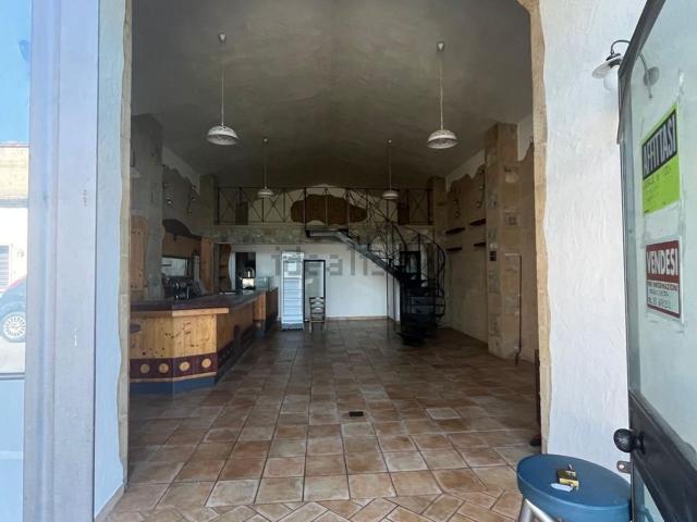 Locale Commerciale in vendita a Sorano, Grosseto