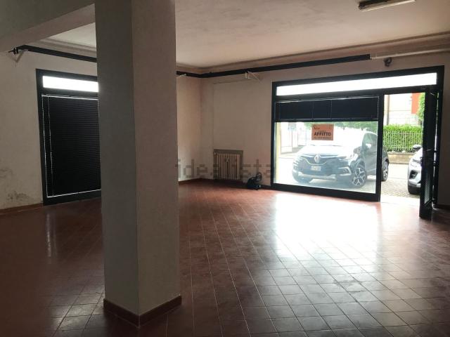 Locale Commerciale in vendita a Unione delle Terre d'Argine, Carpi