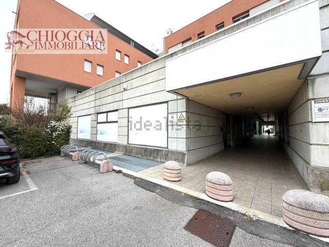 Locale Commerciale in vendita a San Giuseppe, Cavarzere