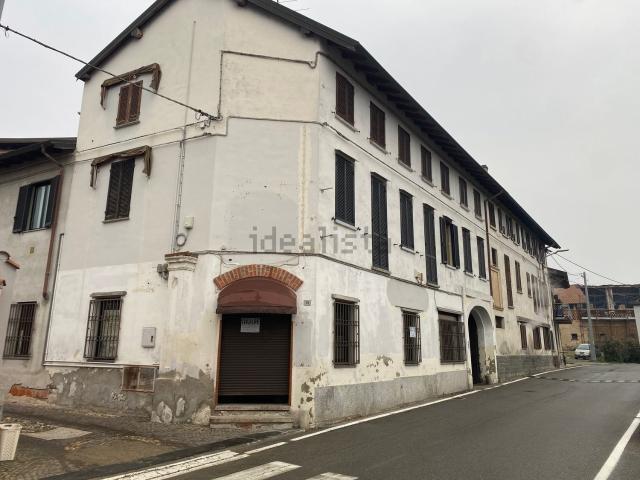Locale Commerciale in vendita a Piemonte, Novara