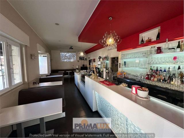 Locale Commerciale in vendita a Seveso, Lombardia