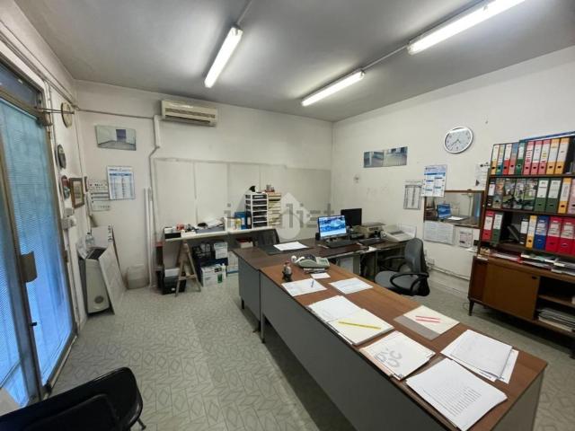 Locale Commerciale in vendita a Unione delle Terre d'Argine, Carpi
