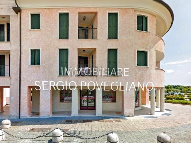 Locale Commerciale in vendita a Casier