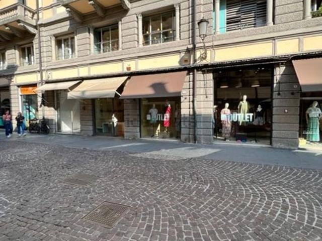 Locale Commerciale in vendita a San Giuseppe, Padova