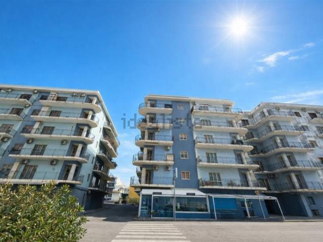 Locale Commerciale in vendita a Santa Marina, Milazzo