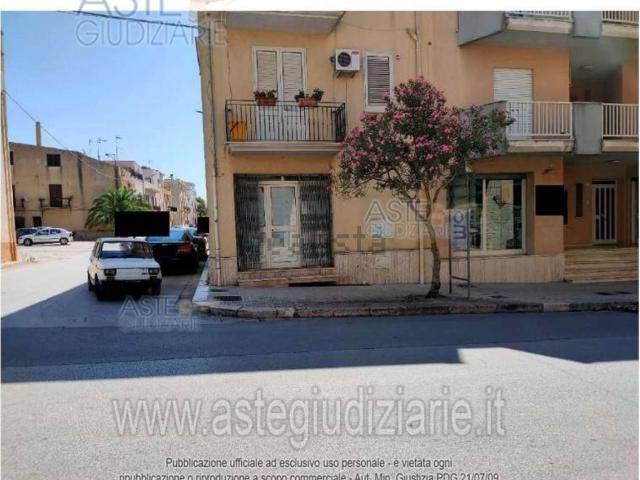 Locale Commerciale in vendita a Partanna, Sicilia