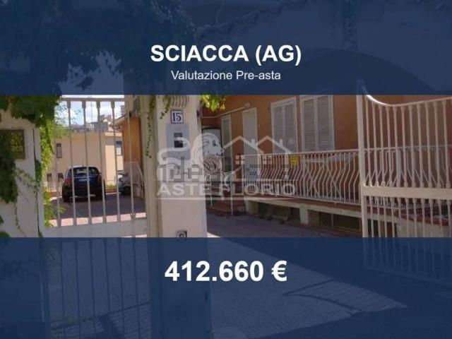 Locale Commerciale in vendita a Perriera, Sciacca