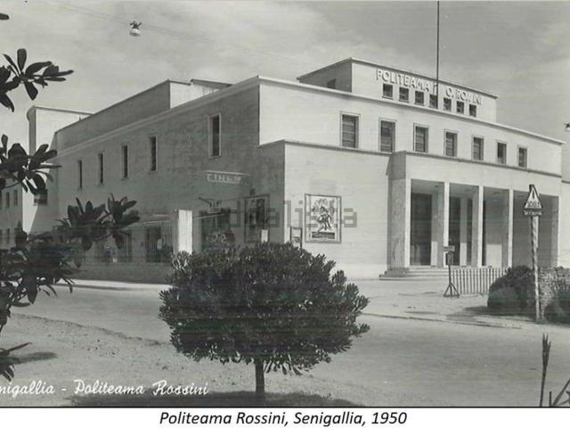 Locale Commerciale in vendita a Marche, Ancona