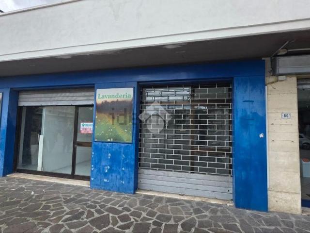 Locale Commerciale in vendita a San Giovanni Teatino, Abruzzo