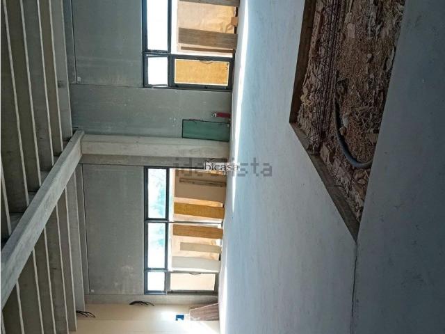 Locale Commerciale in vendita a Apsella, Montelabbate