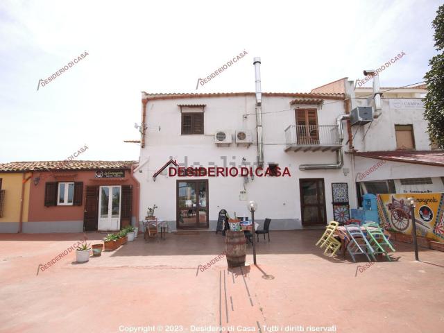 Locale Commerciale in vendita a Termini Imerese, Sicilia
