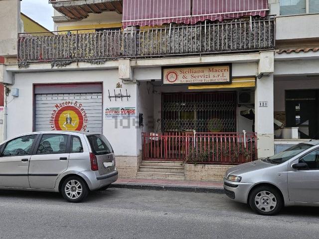 Locale Commerciale in vendita a Chianchitta, Giardini Naxos