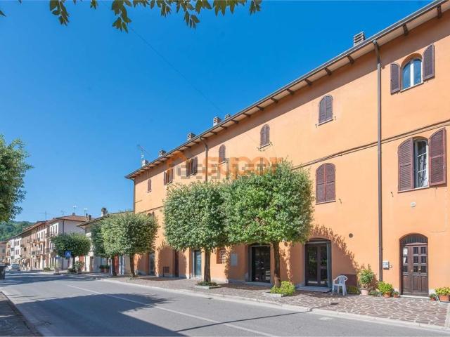 Locale Commerciale in vendita a Valfabbrica, Umbria