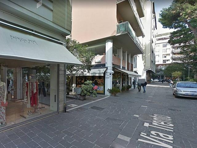Locale Commerciale in vendita a Pescara, Abruzzo