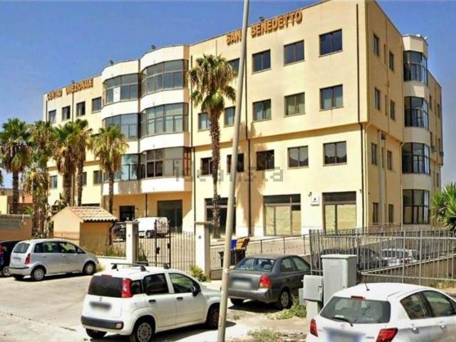 Locale Commerciale in vendita a Favara, Sicilia