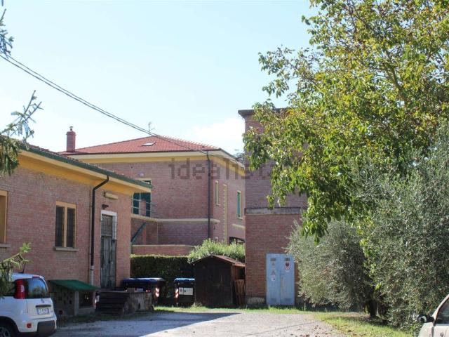 Locale Commerciale in vendita a Ponteginori, Montecatini Val di Cecina