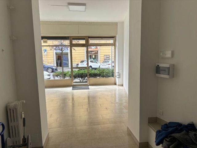 Locale Commerciale in vendita a San Tomaso de' Calvi, Bergamo