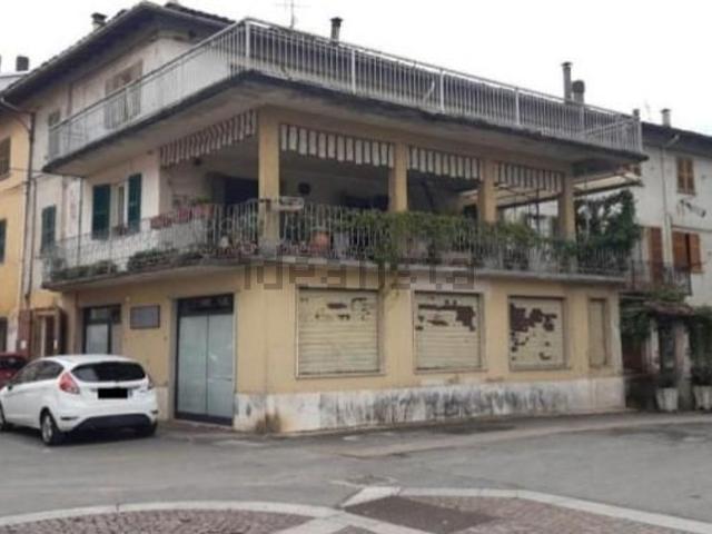 Locale Commerciale in vendita a Piemonte, Alessandria