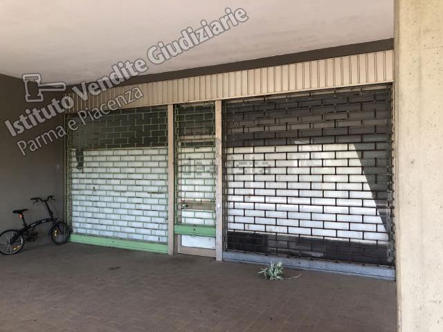 Locale Commerciale in vendita a Bagni di Tabiano, Salsomaggiore Terme